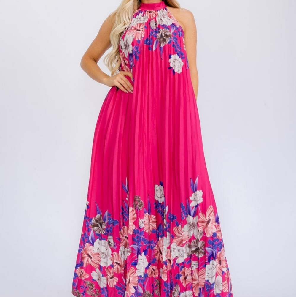 SLEEVELESS HALTER NECK PLEATED FLORAL MAXI DRESS